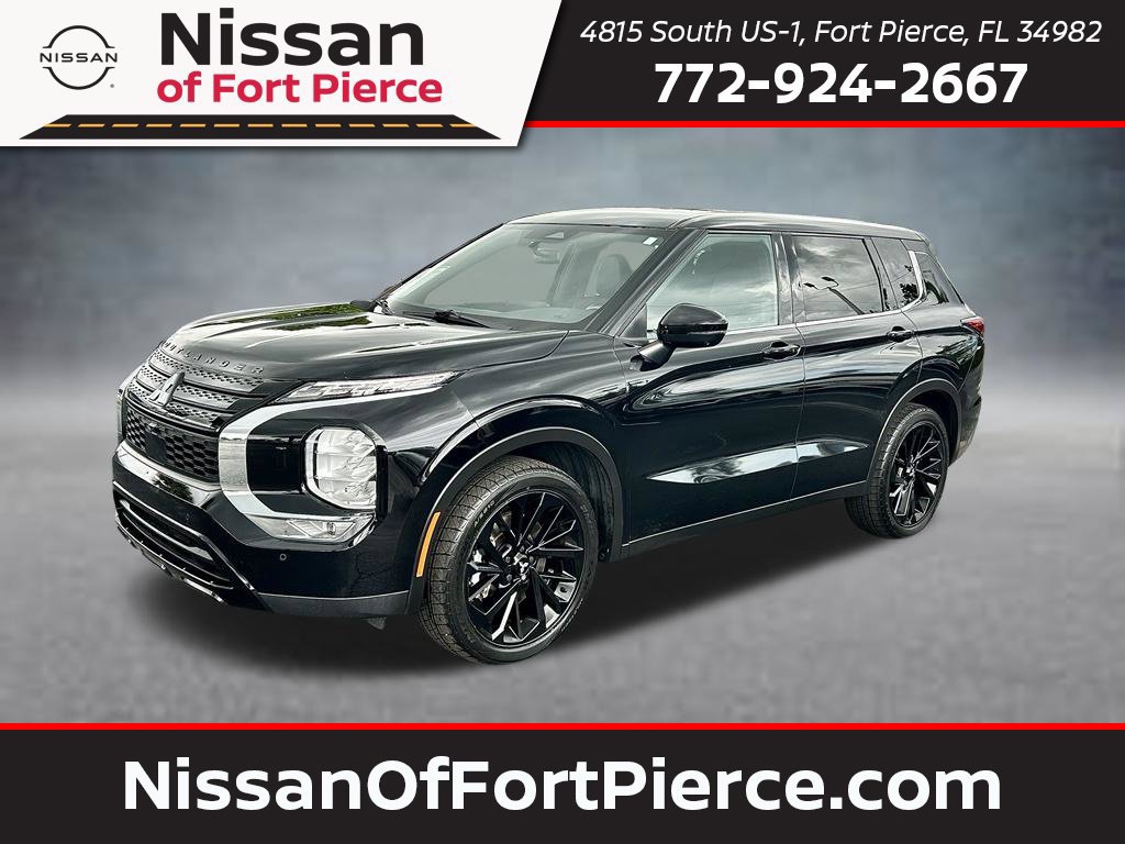 Used 2023 Mitsubishi Outlander SE Black Edition