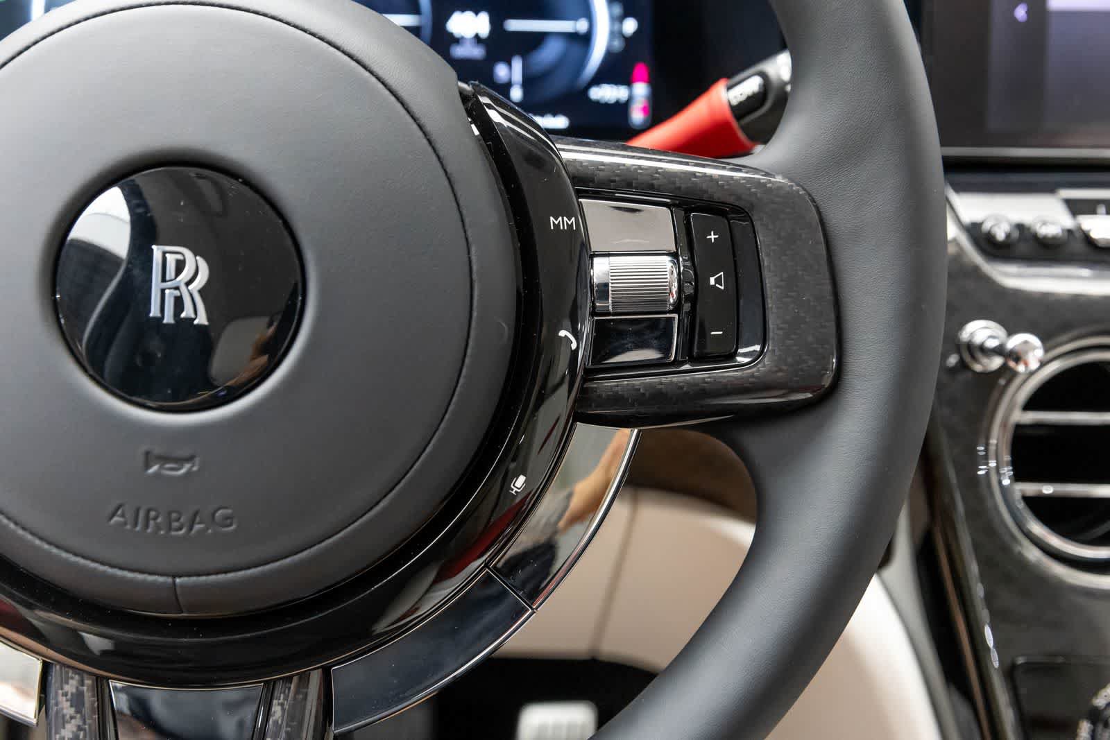 New 2027 Rolls-Royce Cullinan Black Badge AWD/4WD image 36