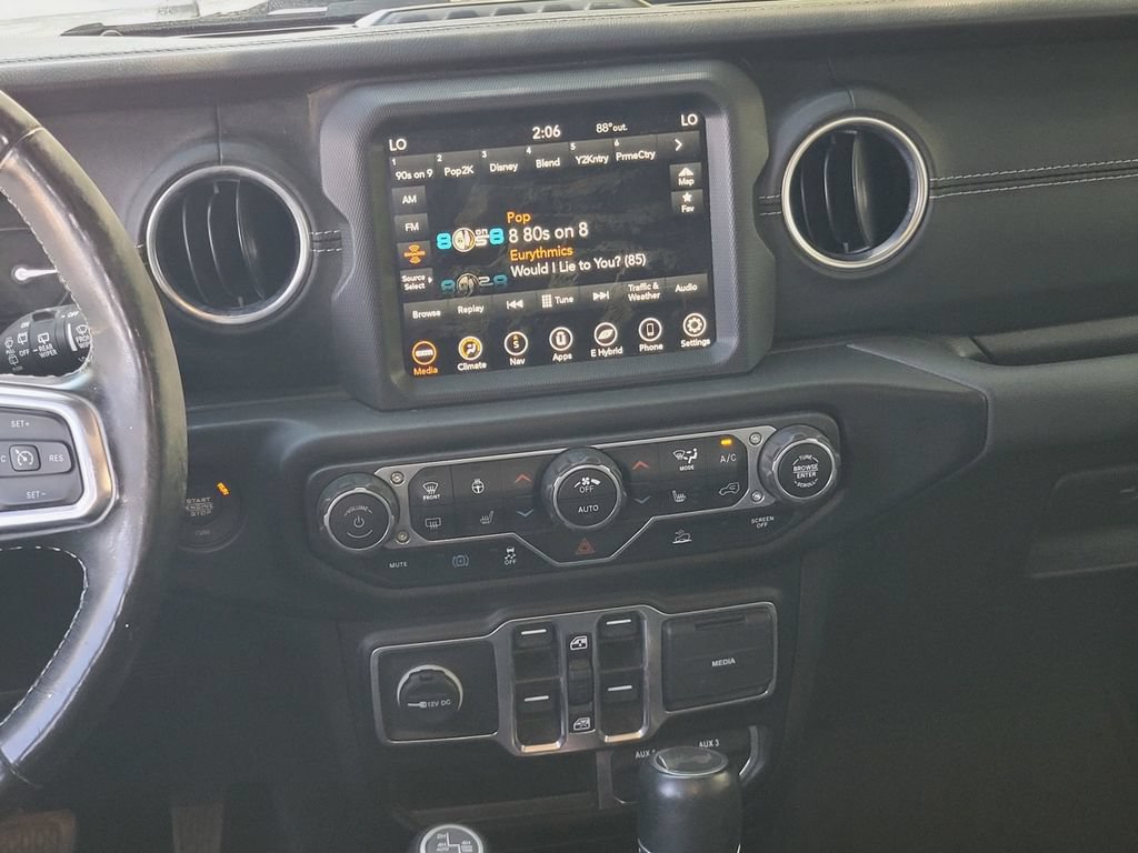 Used 2023 Jeep Wrangler Unlimited Sahara w/ Cold Weather Group AWD/4WD image 12