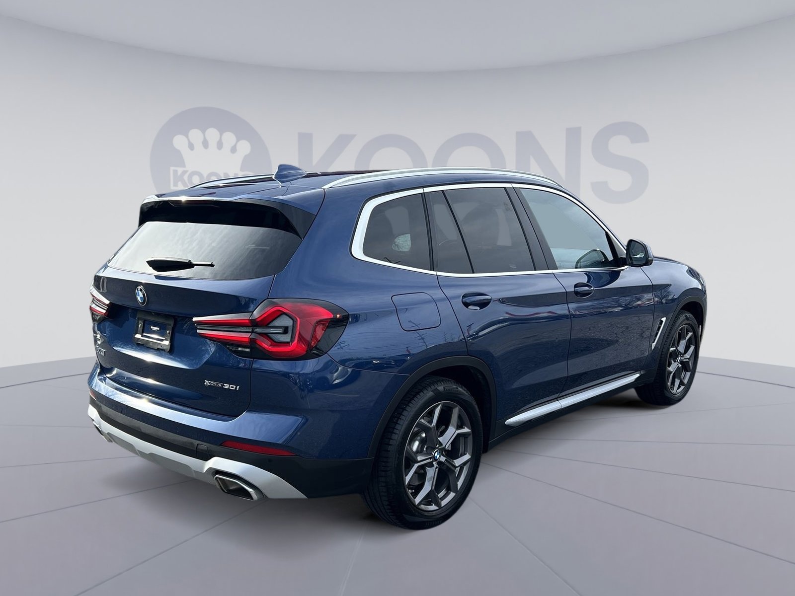 Used 2023 BMW X3 xDrive30i w/ Premium Package w/ZPA image 7