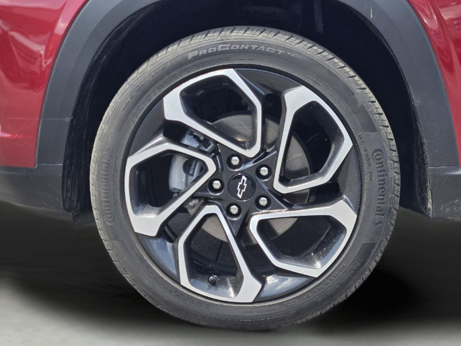 Used 2025 Chevrolet Trax RS w/ Driver Confidence Package FWD image 10
