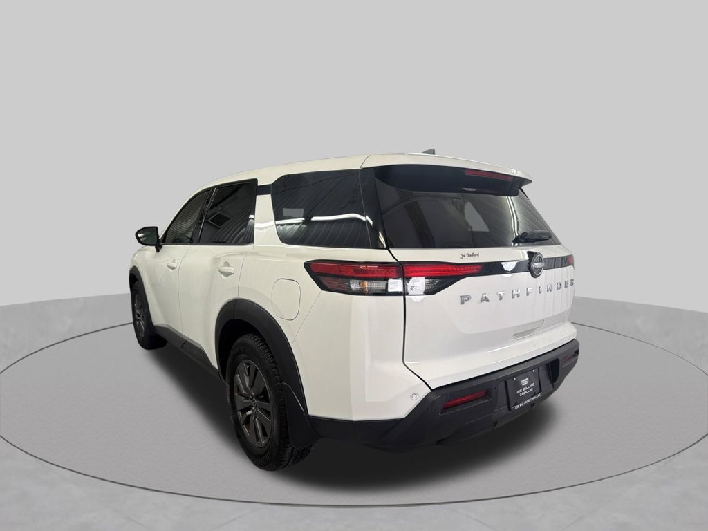 Used 2024 Nissan Pathfinder S FWD image 8