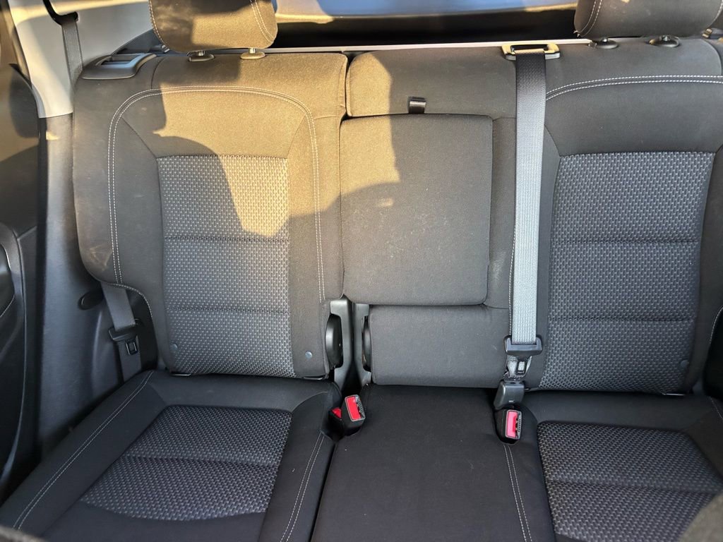 Used 2024 GMC Terrain SLE w/ Driver Convenience Package image 15