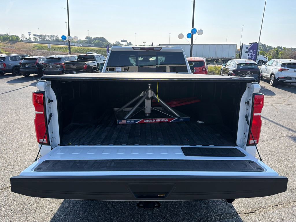 Used 2024 Chevrolet Silverado 3500 LTZ w/ LTZ Convenience Package AWD/4WD image 18
