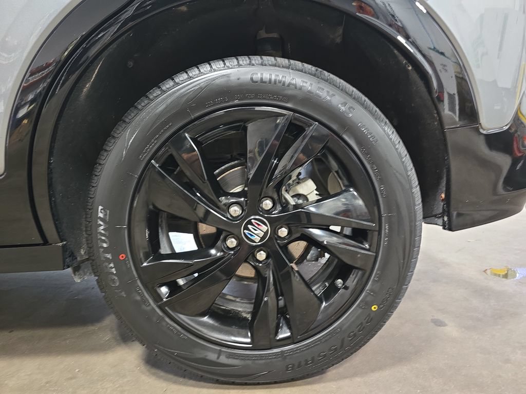 Certified 2024 Buick Encore GX Sport Touring AWD/4WD image 33