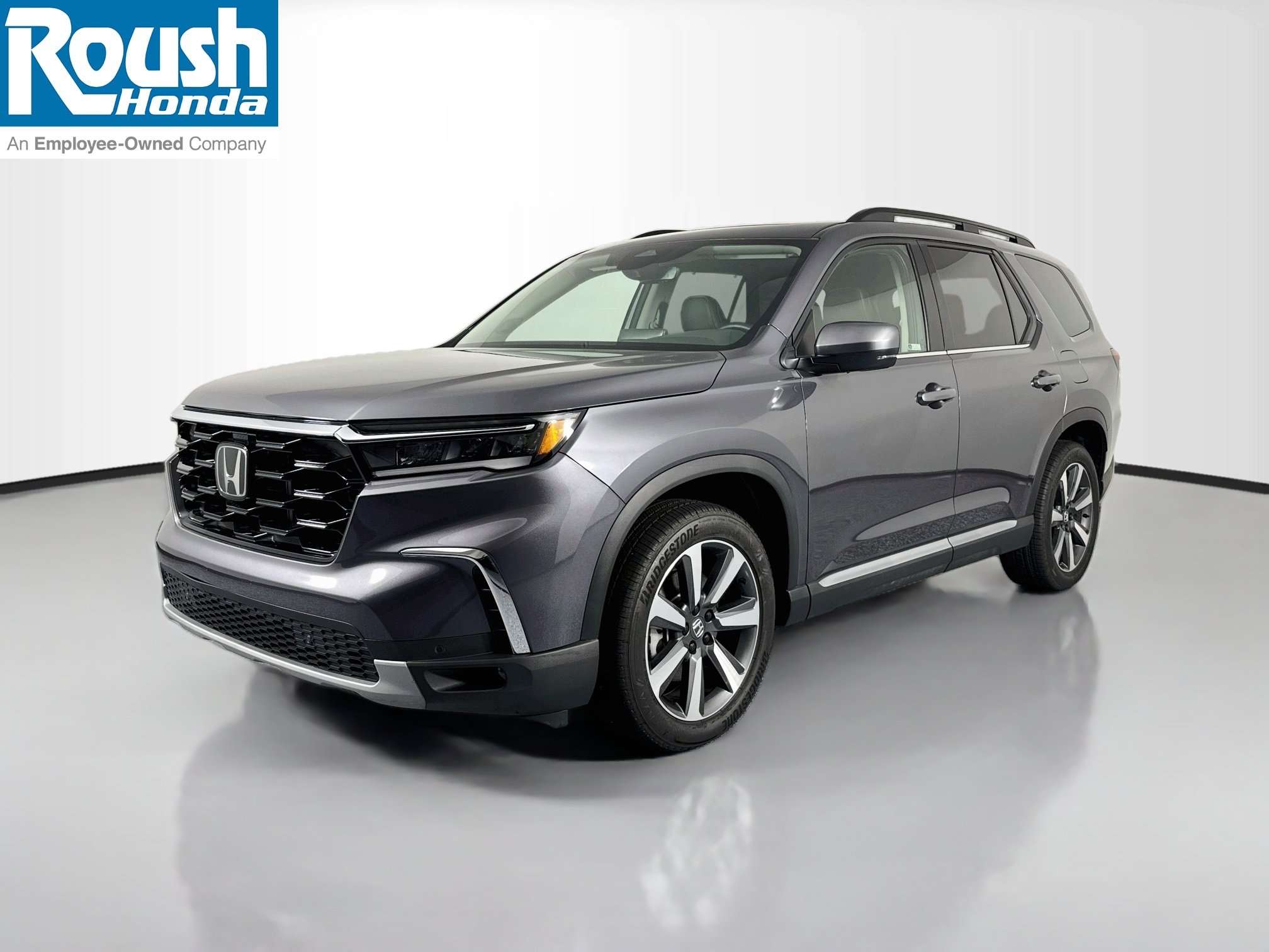 Certified 2023 Honda Pilot Touring image 1