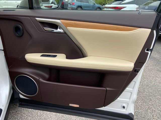 Certified 2020 Lexus RX 350L Premium w/ Premium Package AWD/4WD image 30