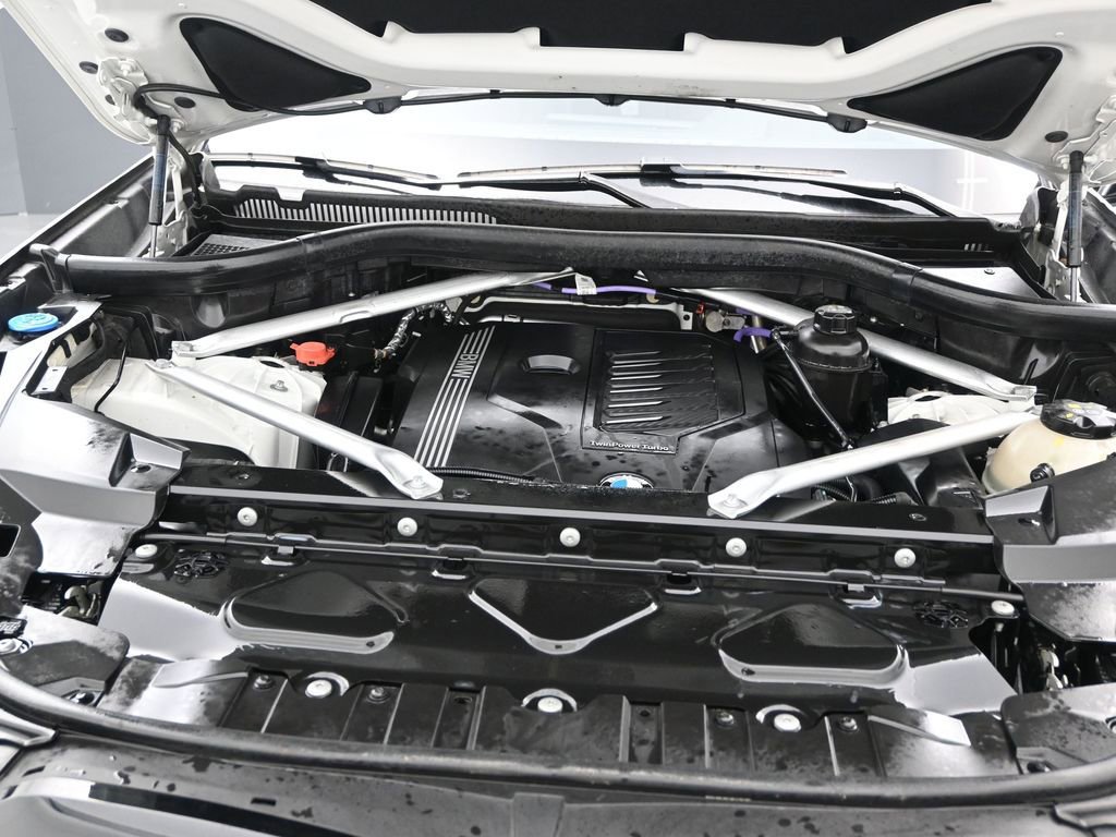 Used 2023 BMW X5 sDrive40i w/ Executive Package image 16