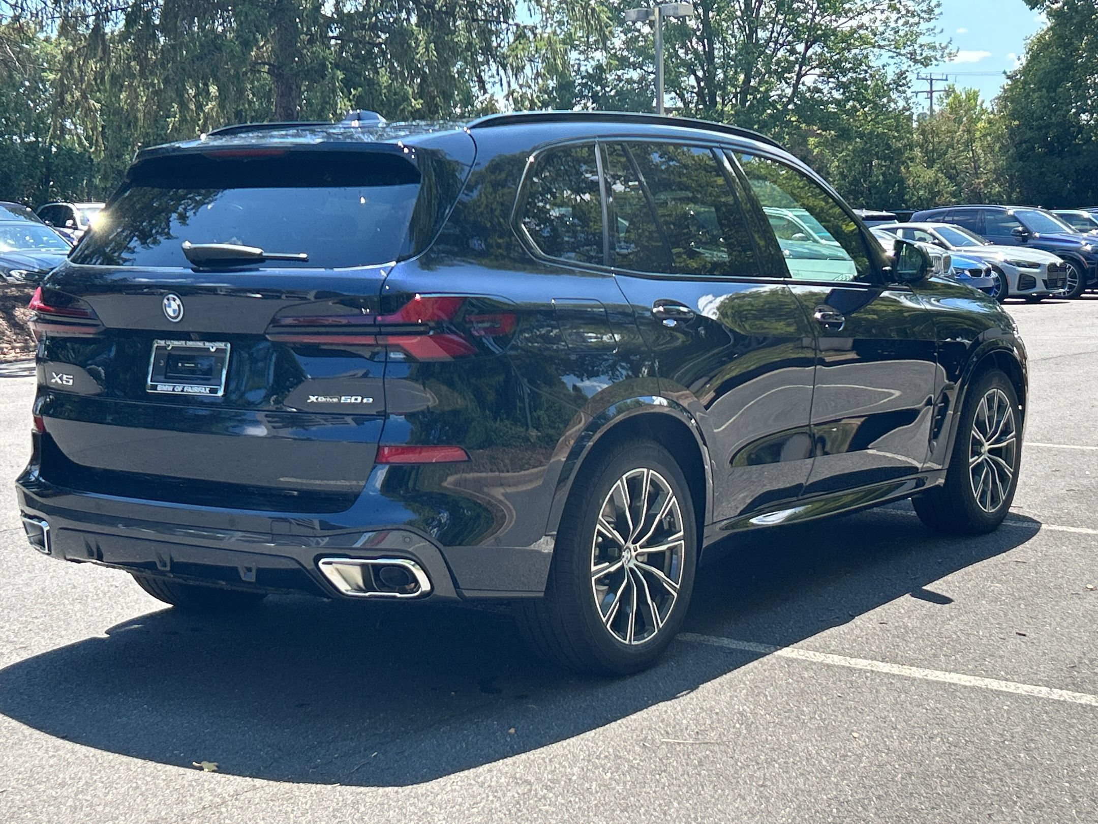 New 2026 BMW X5 xDrive50e w/ M Sport Package AWD/4WD image 9