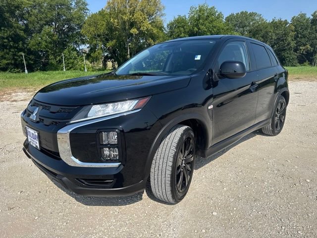 Used 2026 Mitsubishi Outlander Sport AWD image 1