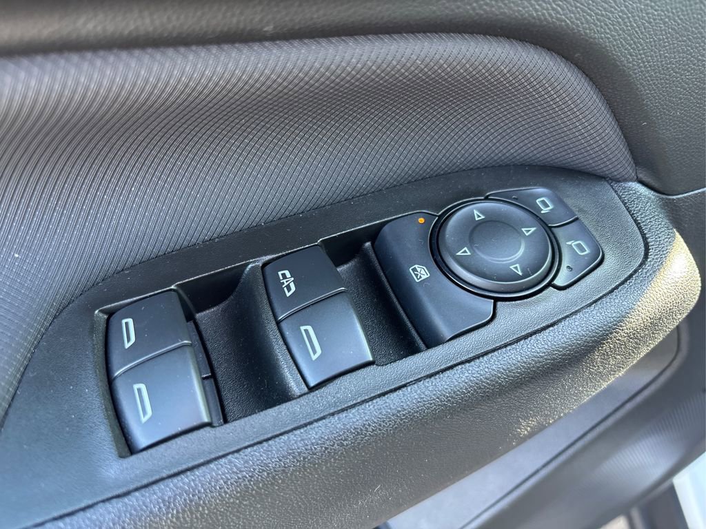 Used 2024 Chevrolet Equinox RS w/ RS Leather Package image 35