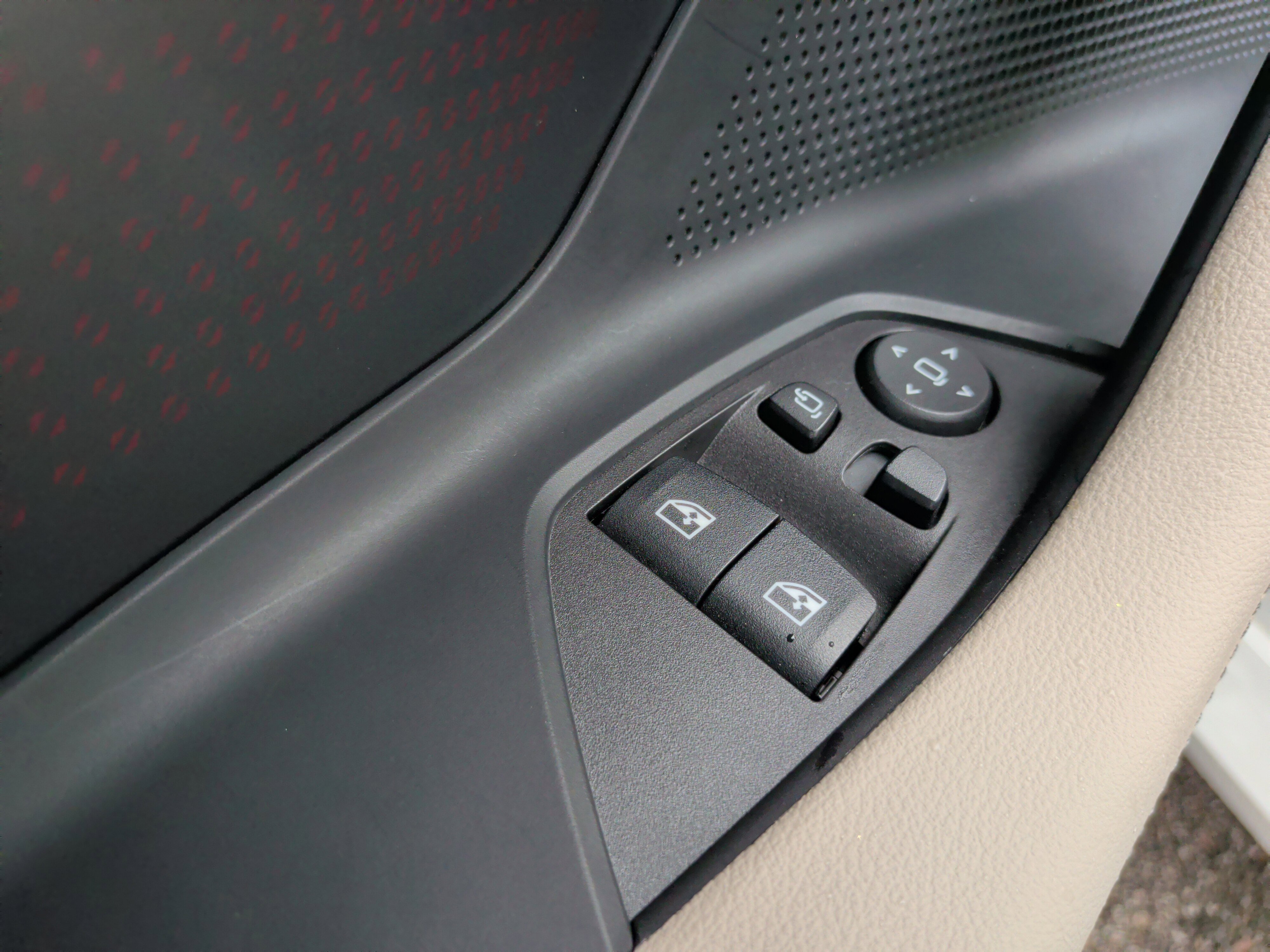 Certified 2024 BMW 230i xDrive Coupe w/ Premium Package image 28