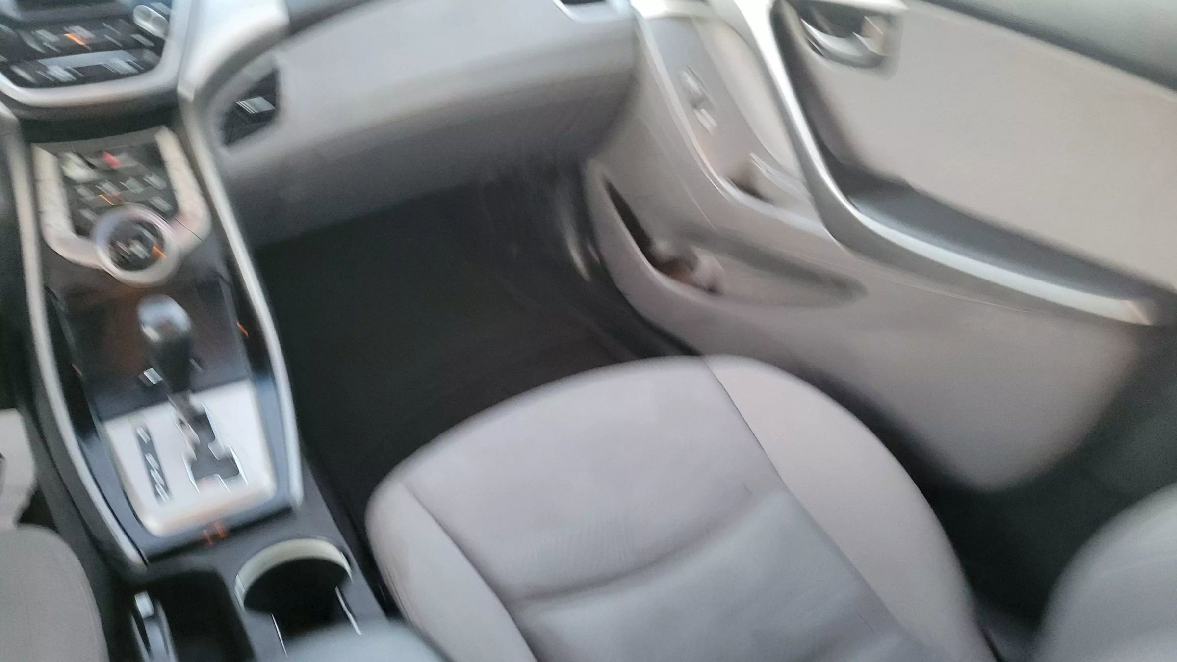 Used 2013 Hyundai Elantra GLS w/ Preferred Pkg image 15