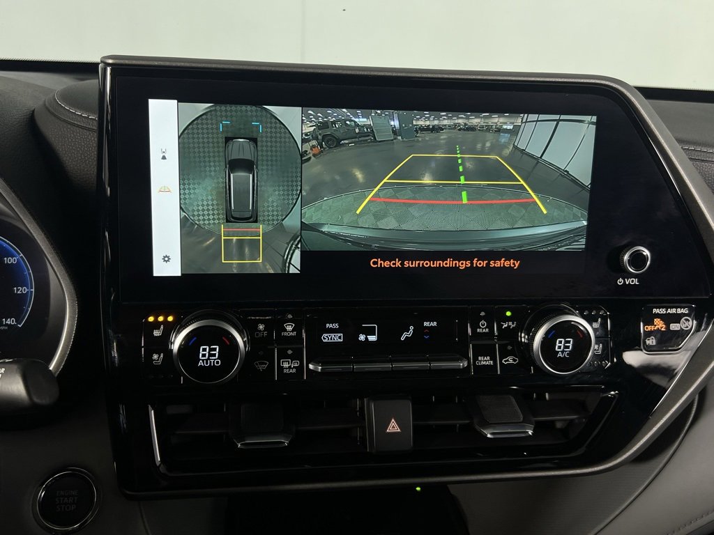 Used 2023 Toyota Highlander Limited image 15