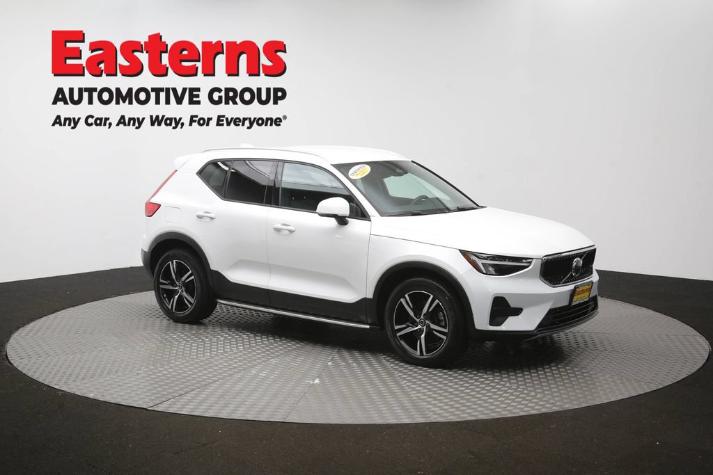 Used 2023 Volvo XC40 B5 Core AWD/4WD image 49