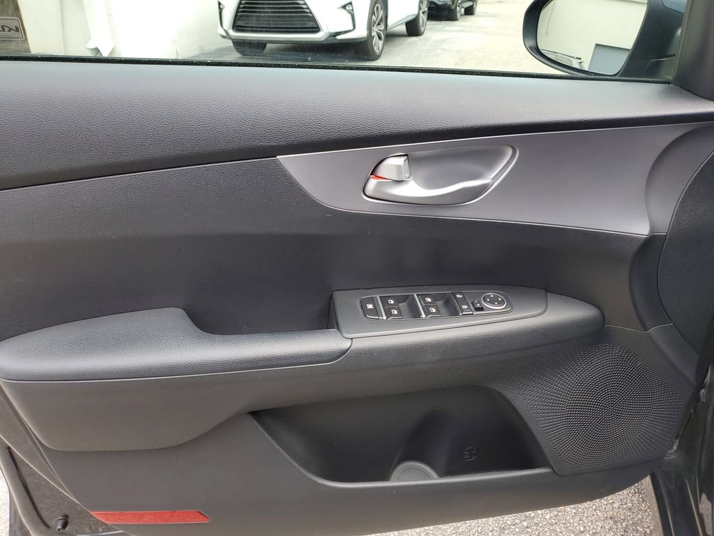 Used 2023 Kia Forte LXS FWD image 19