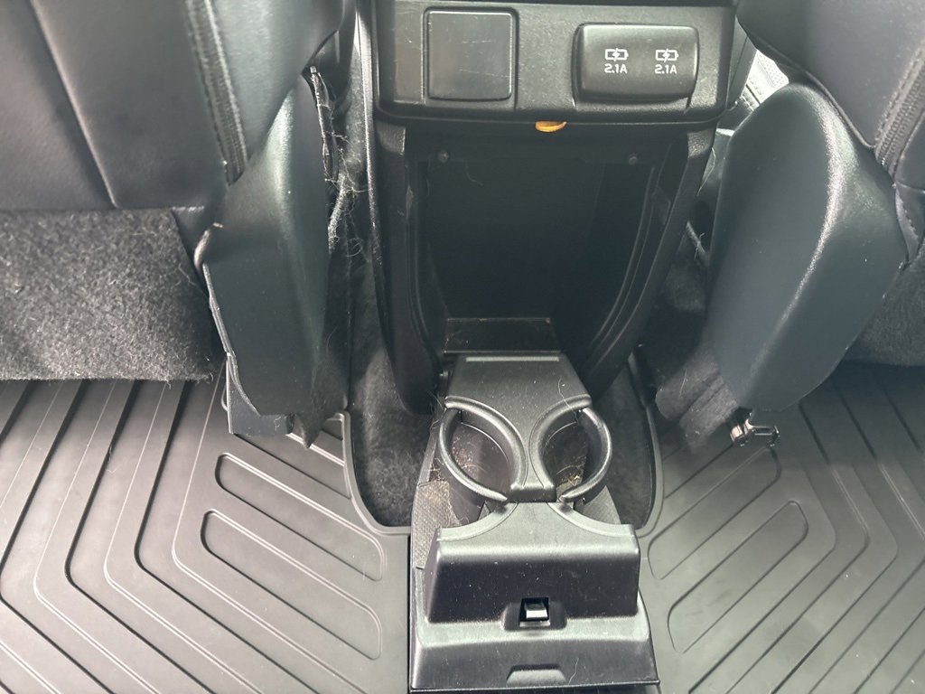 Used 2022 Subaru Ascent Limited w/ Technology Package image 46