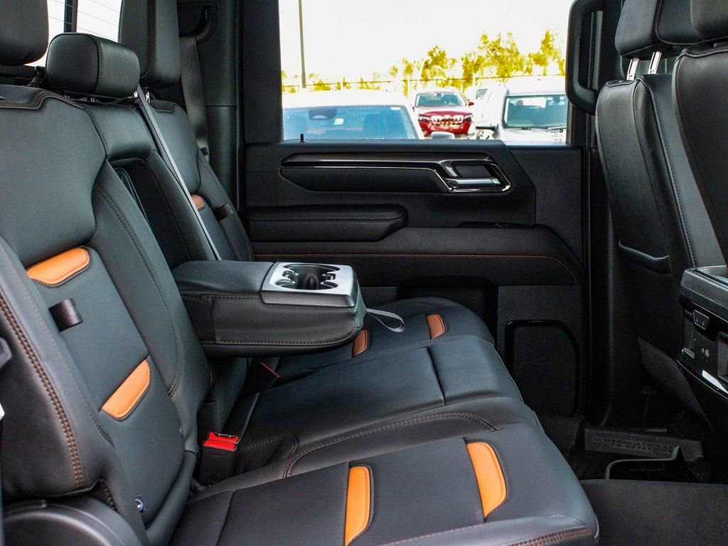 Used 2024 GMC Sierra 3500 AT4 w/ AT4 Premium Plus Package image 36