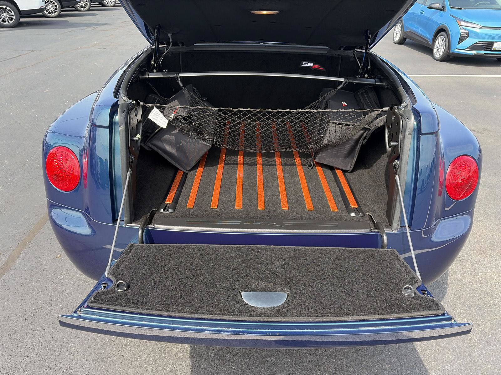 Used 2006 Chevrolet SSR w/ Preferred Equipment Group RWD image 11