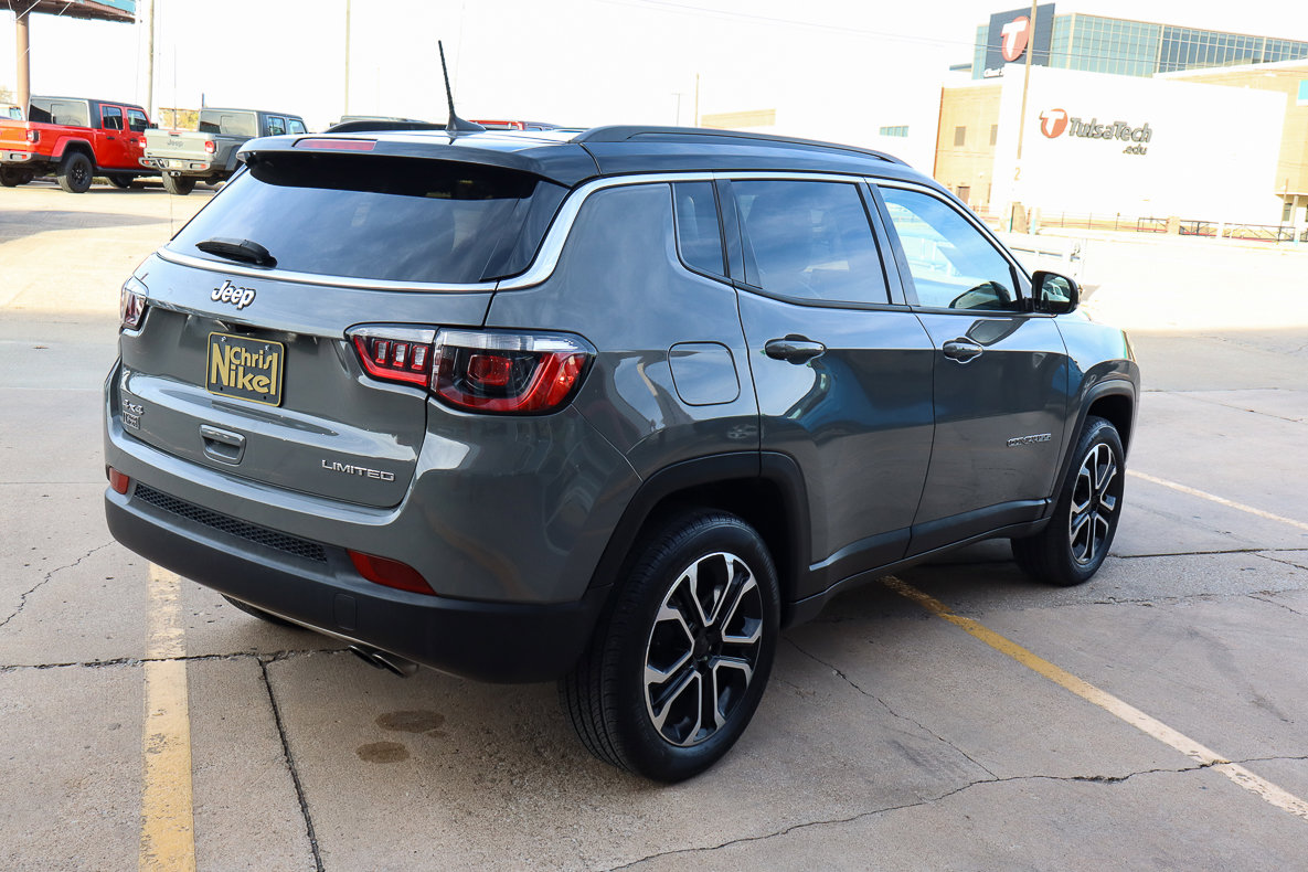 Used 2022 Jeep Compass Limited image 5