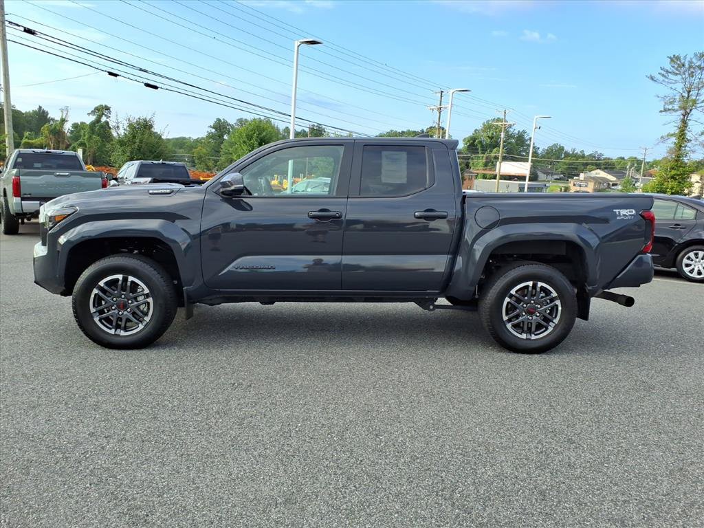 Used 2024 Toyota Tacoma TRD Sport w/ TRD Sport Upgrade Package AWD/4WD image 14