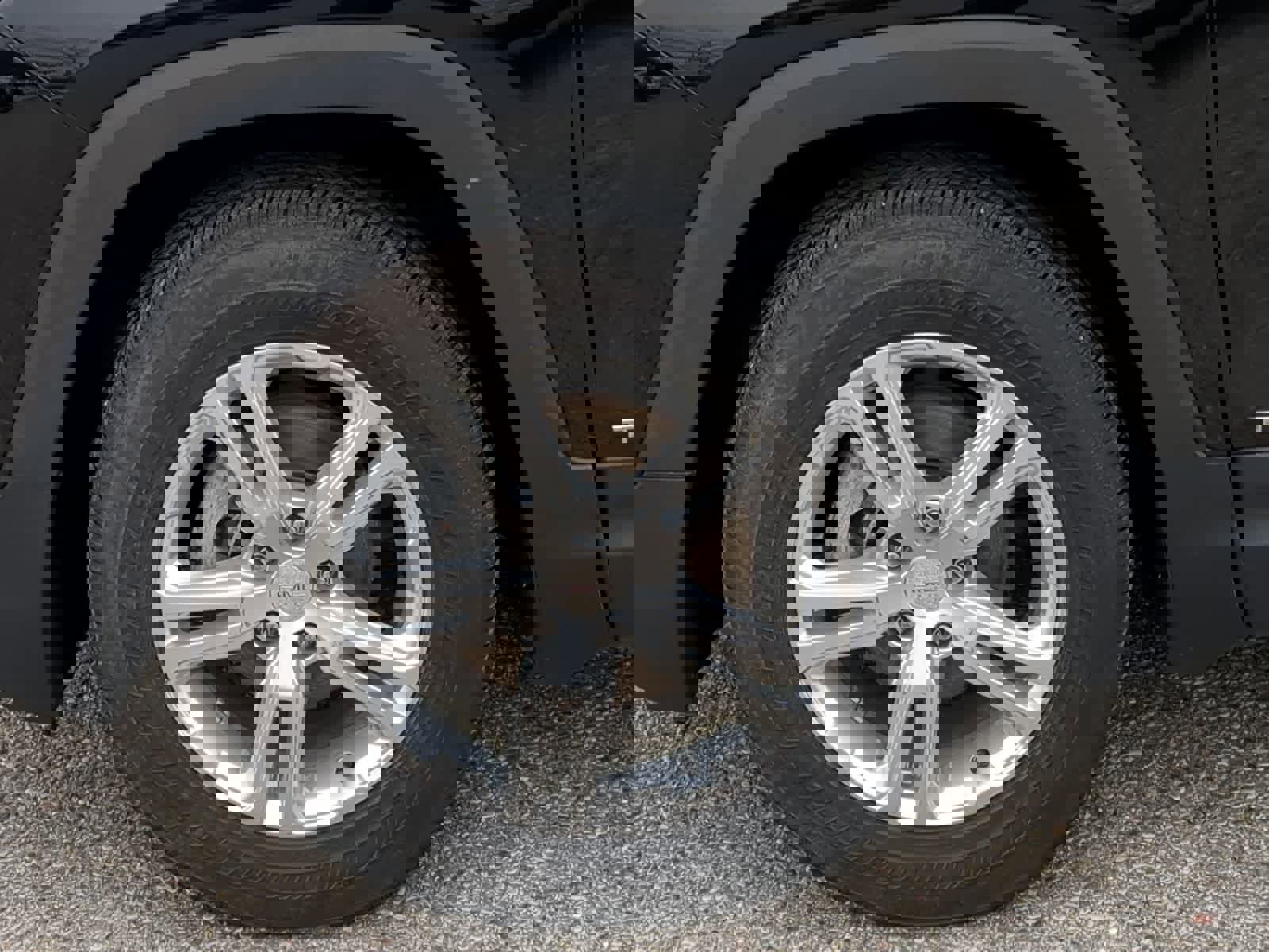 Used 2020 GMC Terrain SLE w/ LPO, Floor Liner Package image 14