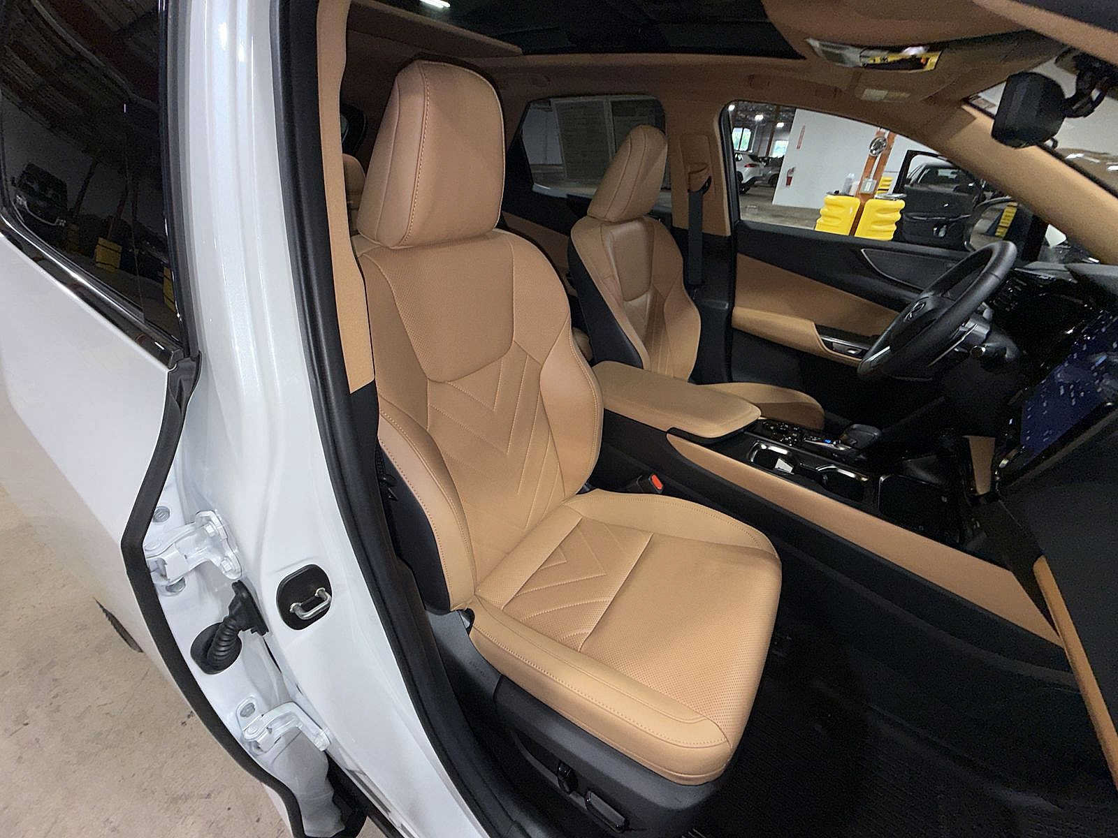 Used 2025 Lexus NX 350h AWD w/ Cold Area Package image 16