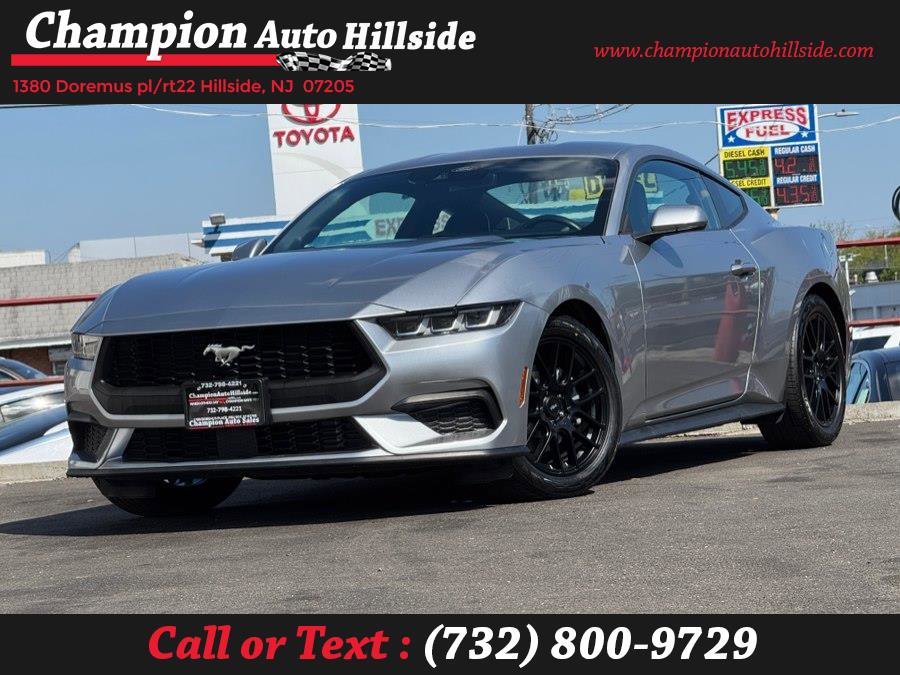 Used 2024 Ford Mustang Premium RWD image 1