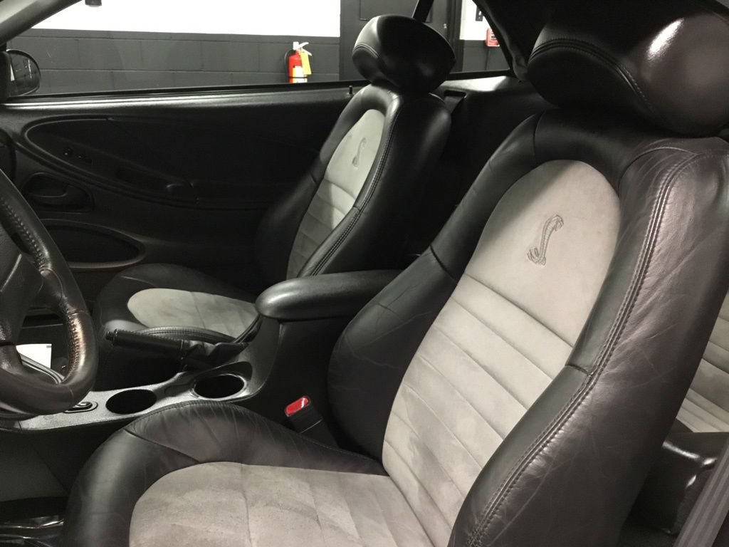 Used 2001 Ford Mustang Cobra RWD image 34