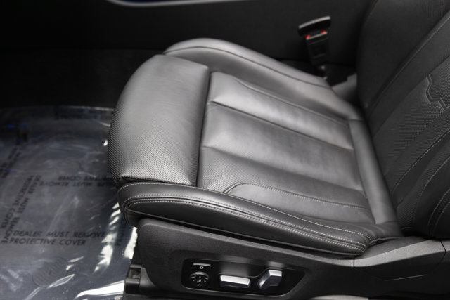 Used 2019 BMW M850i xDrive Convertible w/ Driver Assistance Package image 61