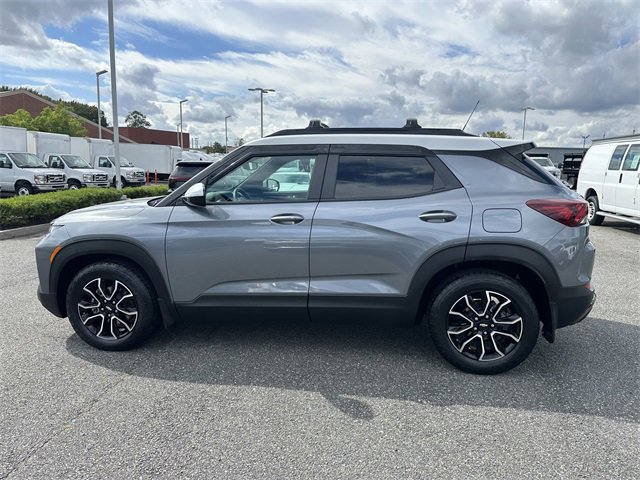 Used 2022 Chevrolet TrailBlazer ACTIV w/ Sun and Liftgate Package image 8