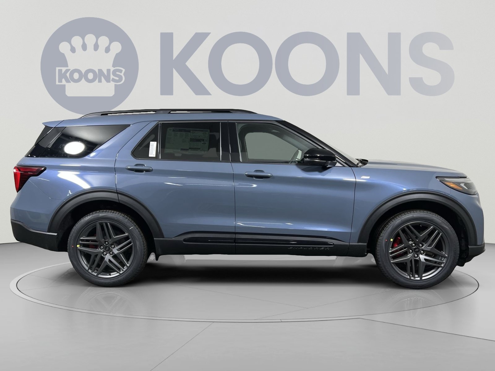 New 2026 Ford Explorer ST-Line w/ ST-Line Street Pack AWD/4WD image 8