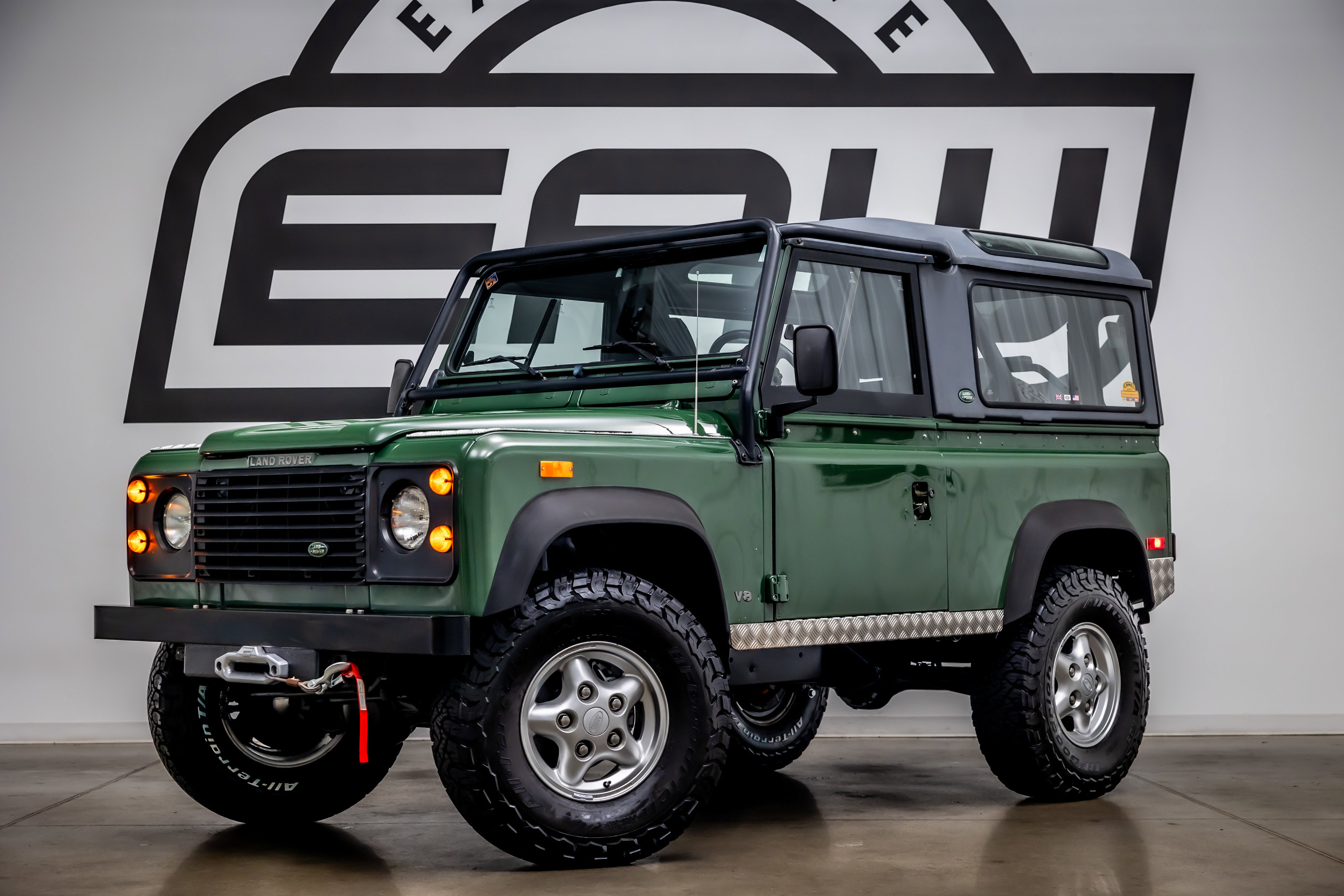 Used 1994 Land Rover Defender 90 AWD/4WD image 1