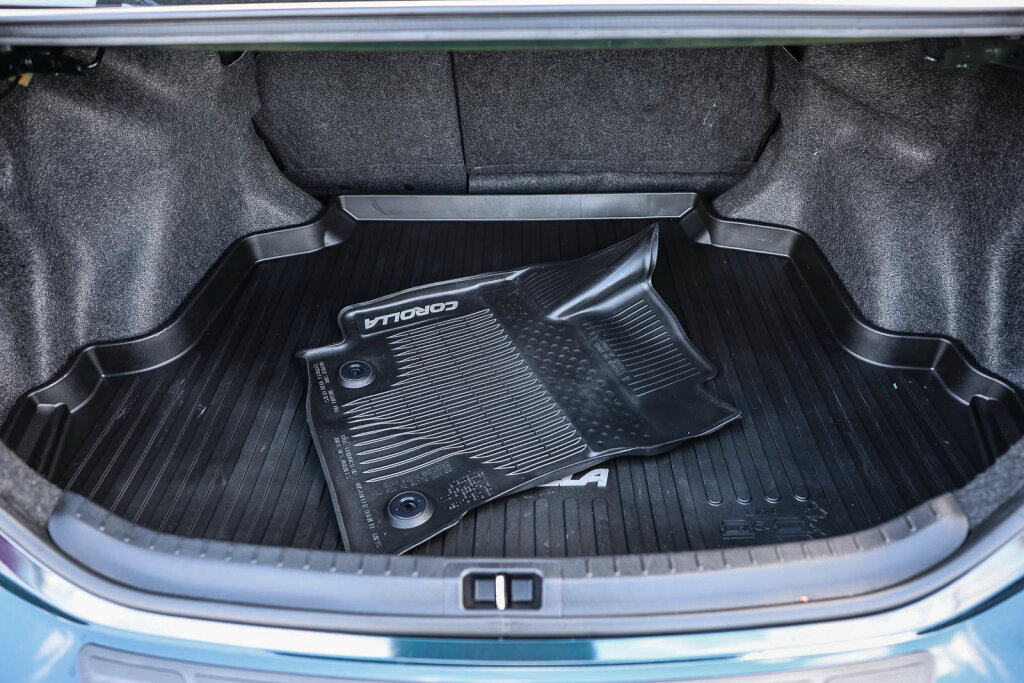 Certified 2019 Toyota Corolla SE FWD image 26