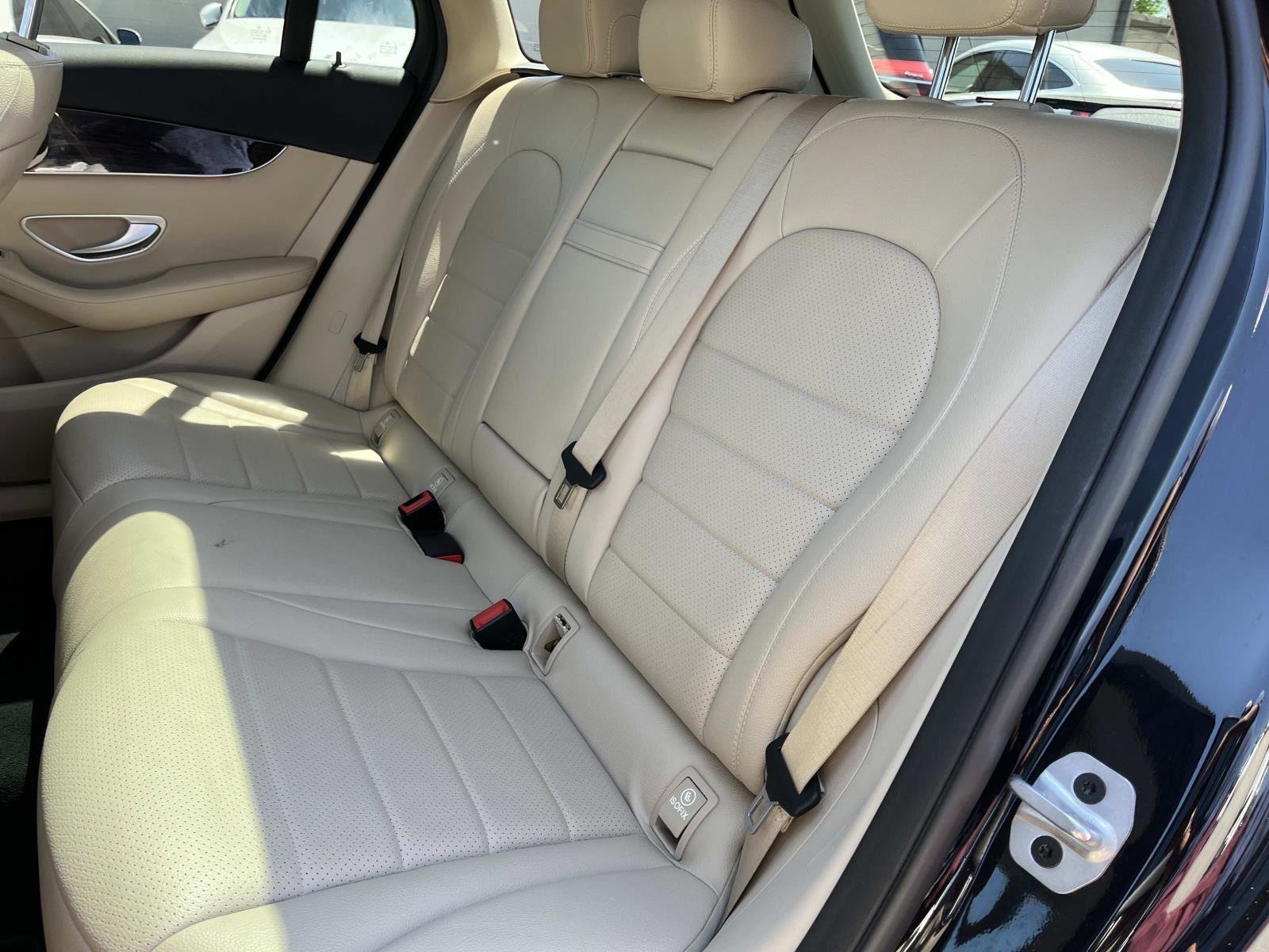 Certified 2021 Mercedes-Benz GLC 300 image 18