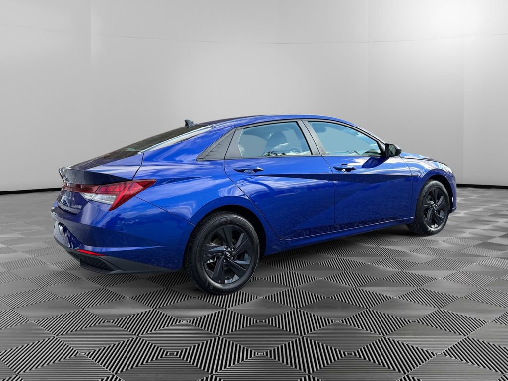 Certified 2023 Hyundai Elantra Blue image 7