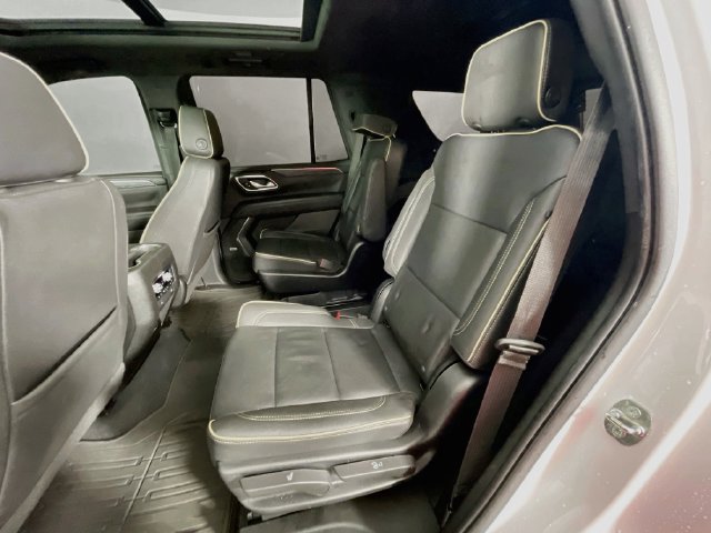 Used 2022 GMC Yukon SLT w/ SLT Premium Package AWD/4WD image 27