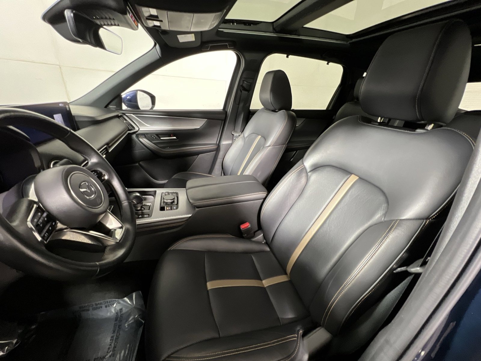 Used 2024 MAZDA CX-90 3.3 Turbo S w/ Premium Package image 13