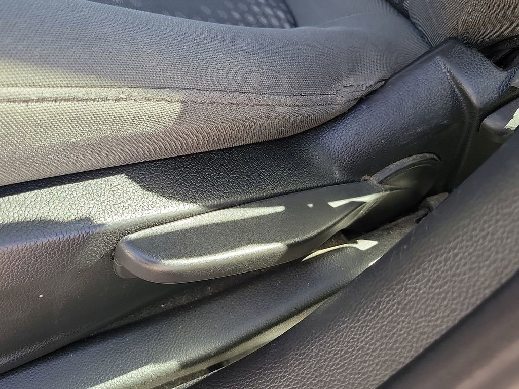 Used 2020 Chevrolet Sonic LT image 20