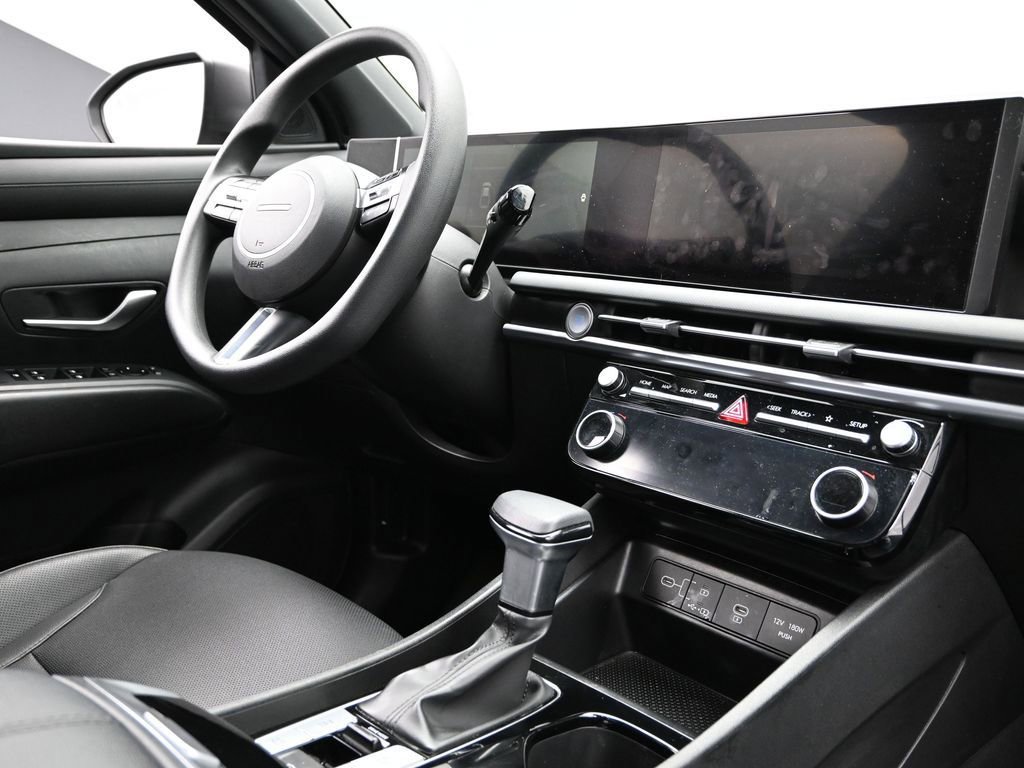 Used 2025 Hyundai Santa Cruz SEL image 14