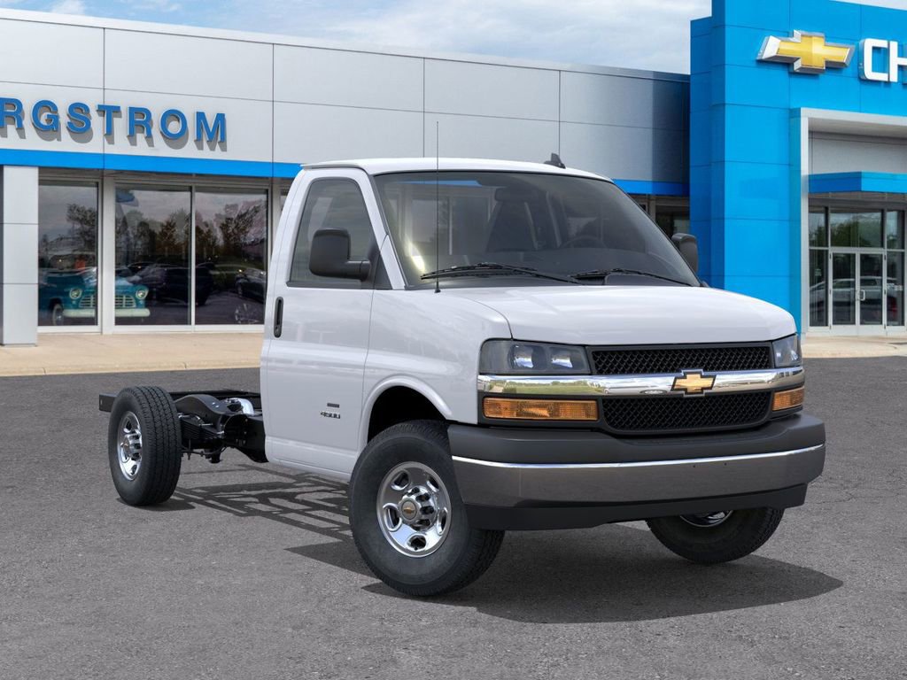 New 2026 Chevrolet Express 3500 w/ Power Convenience Package image 7
