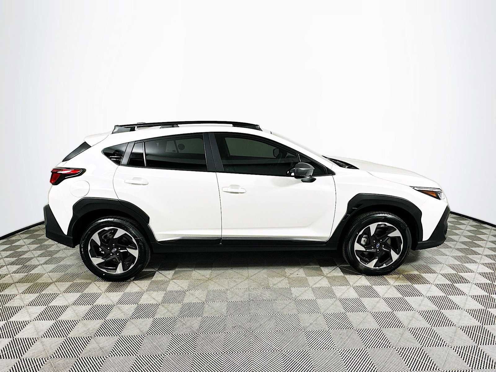 Certified 2025 Subaru Crosstrek 2.5i Limited w/ Popular Package #3A image 8