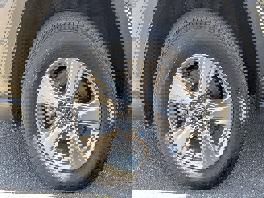 Used 2025 Toyota RAV4 XLE image 13