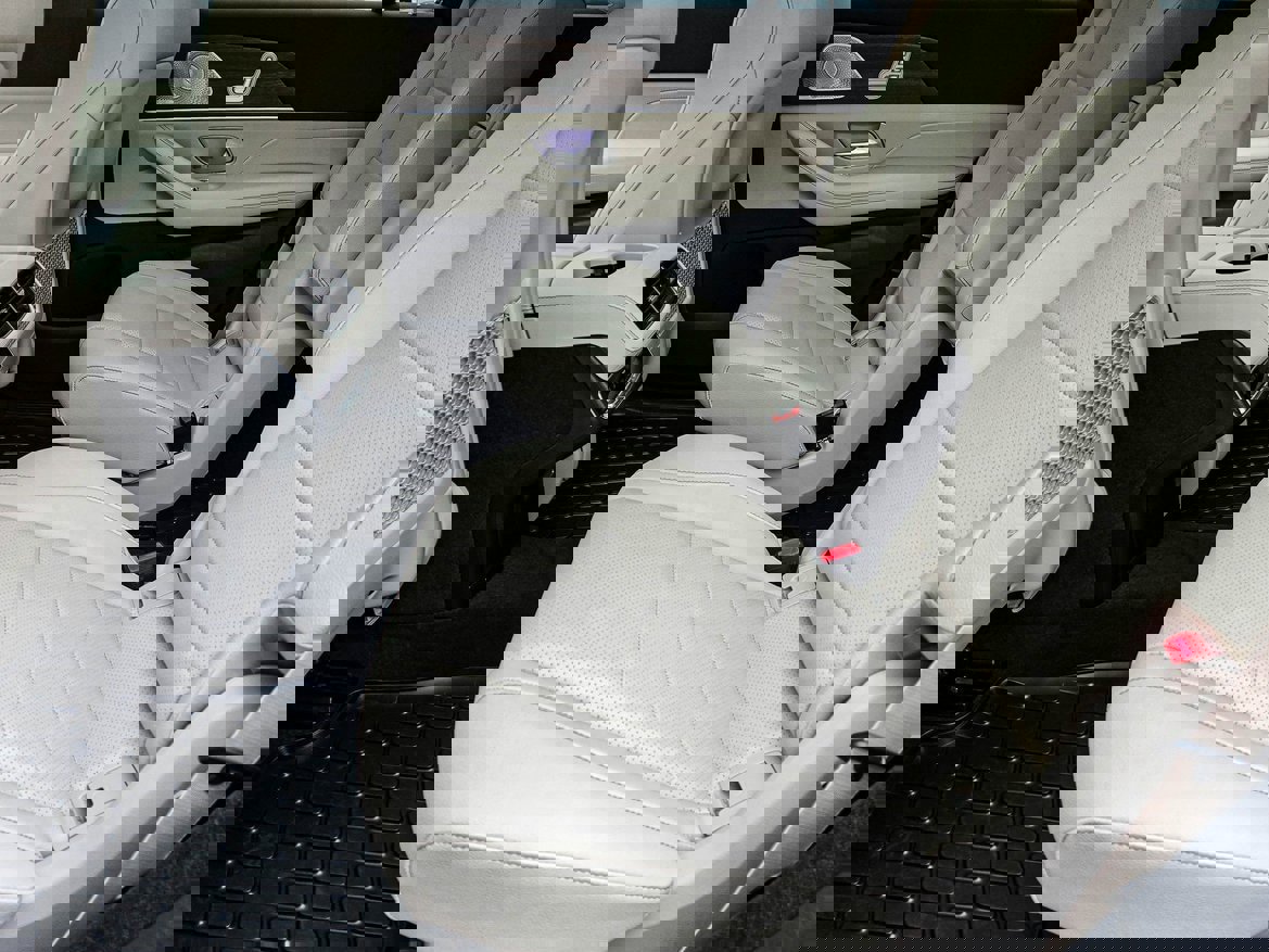 New 2026 Mercedes-Benz GLS 450 4MATIC image 31