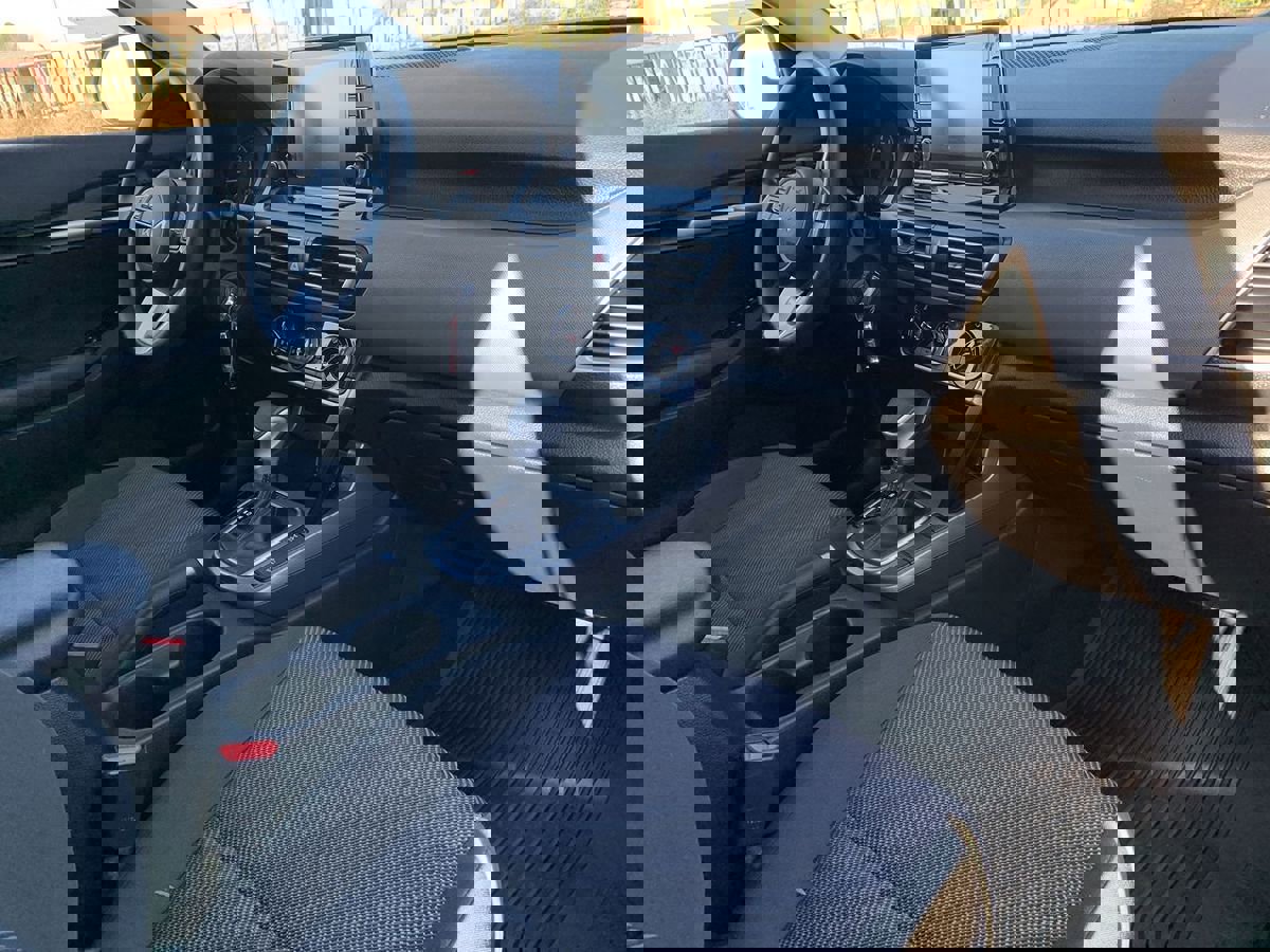 Used 2023 Kia Seltos LX image 28