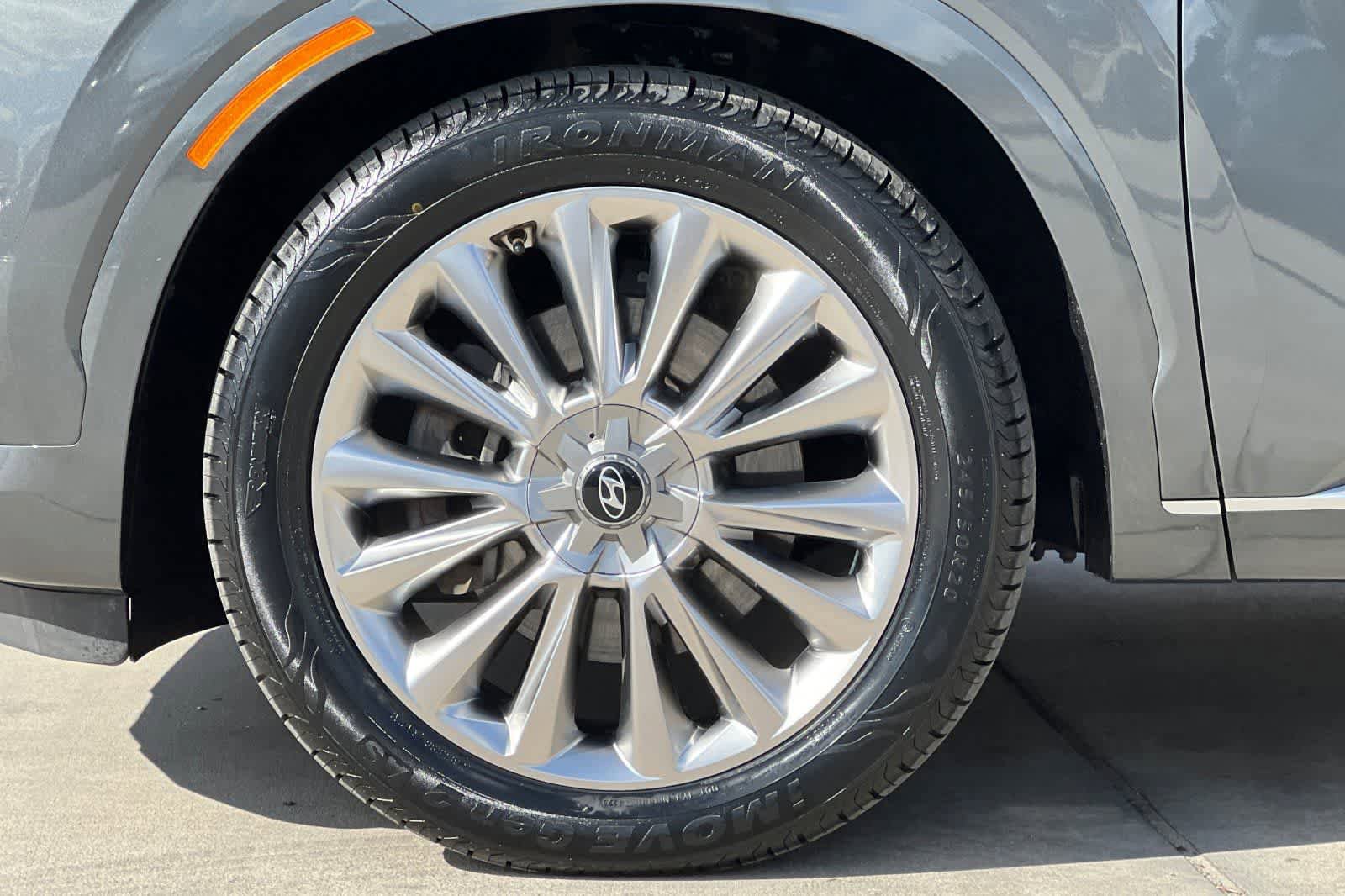 Used 2020 Hyundai Palisade Limited image 39