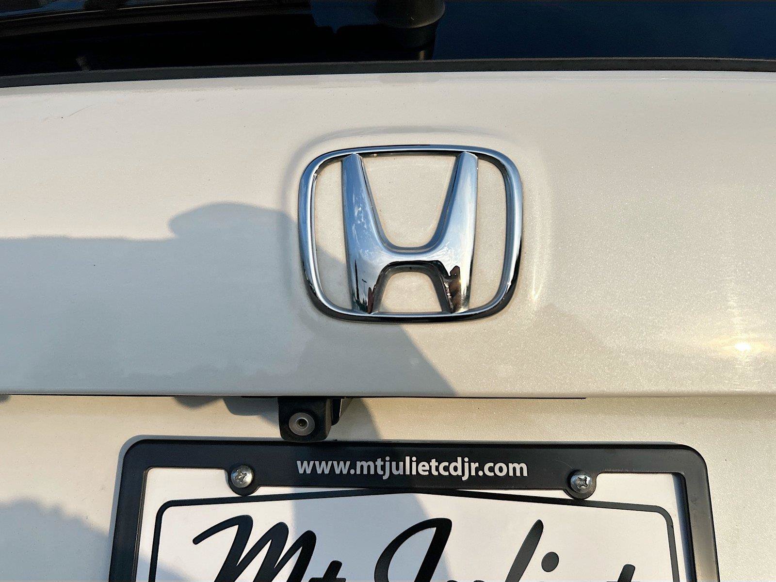 Used 2016 Honda Pilot Touring image 12