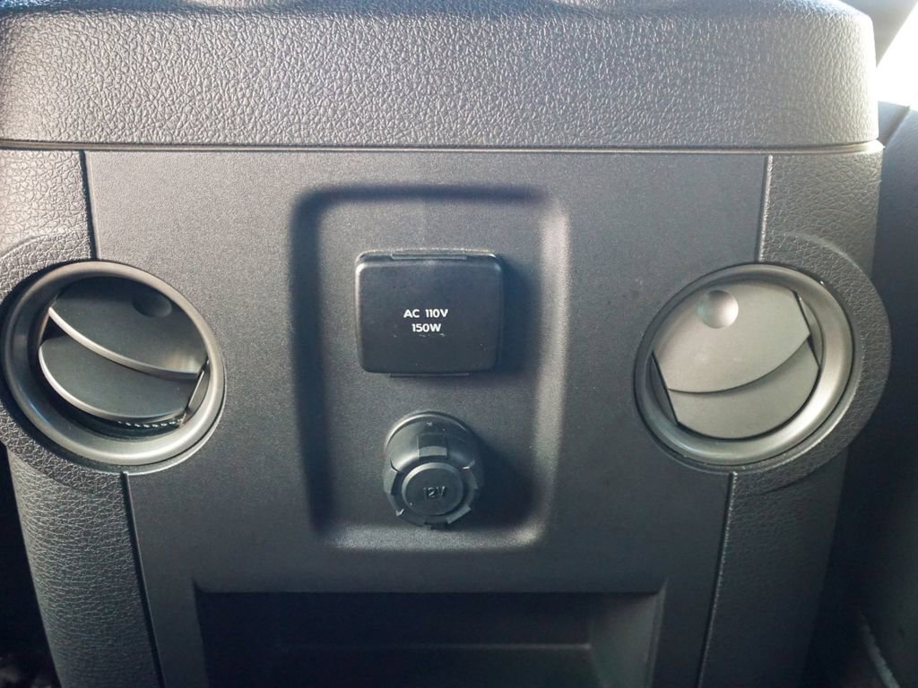 Used 2014 Ford F250 Lariat w/ Lariat Ultimate Package image 16