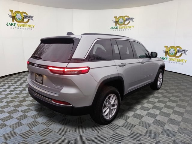 Used 2025 Jeep Grand Cherokee Laredo X w/ Luxury Tech Group I image 10