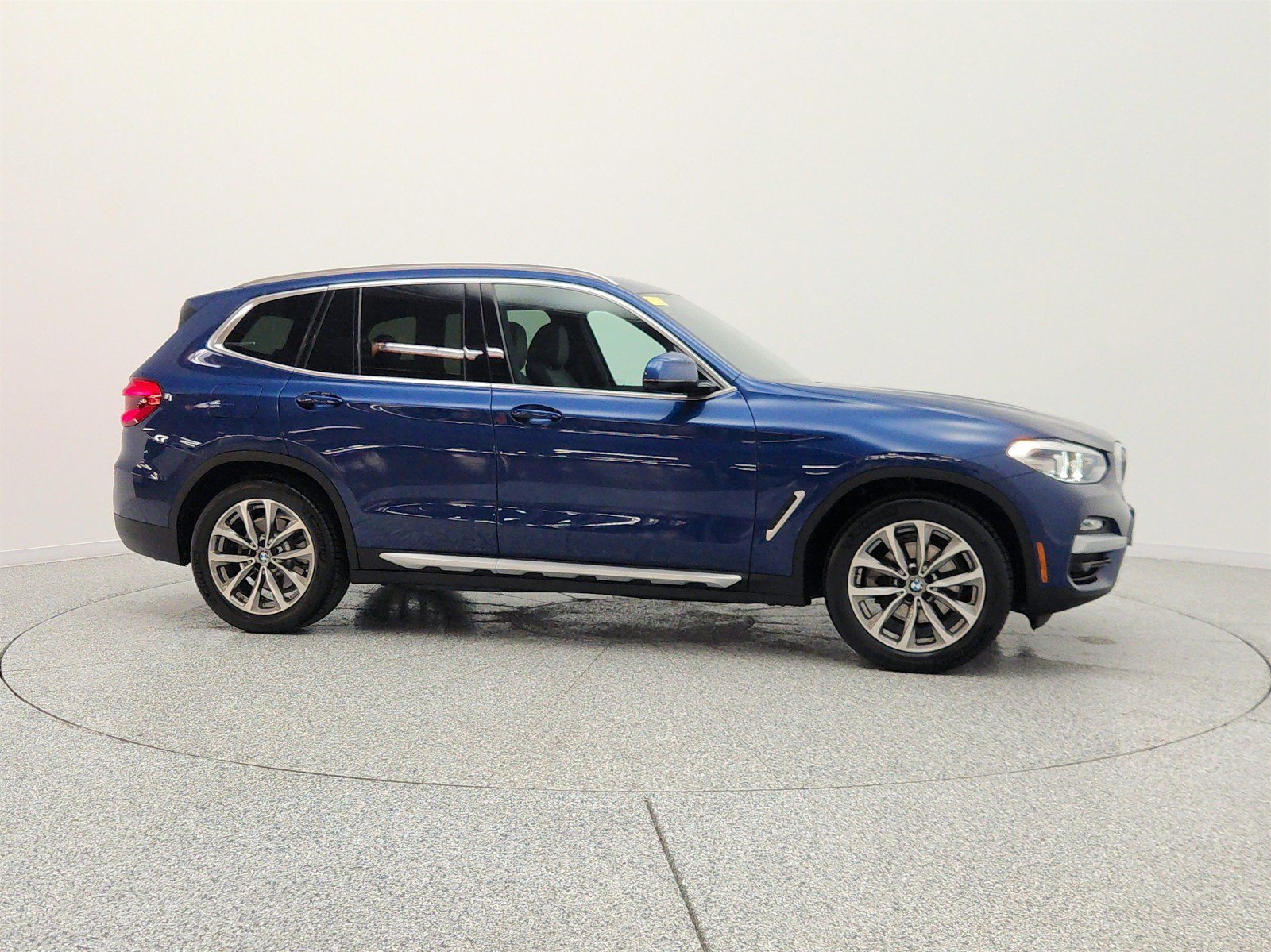 Used 2019 BMW X3 sDrive30i w/ Convenience Package RWD image 4